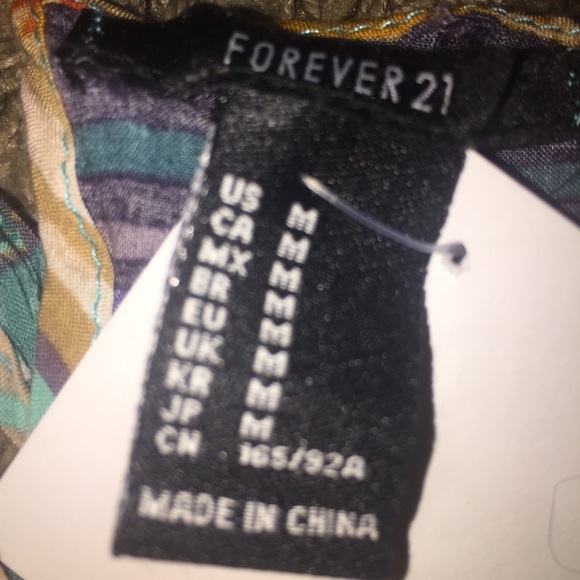 Crop top - Picture 4 of 4